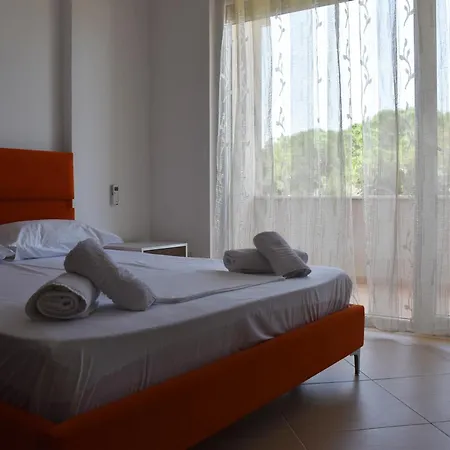 Leta's Apartments, Vacation