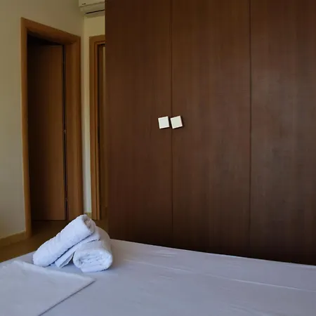 Leta's Apartments, Vacation Daire *