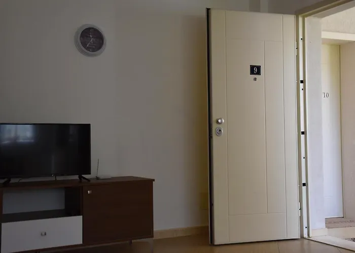 Gjiri I Lalzit - Leta's - Three Bedroom *