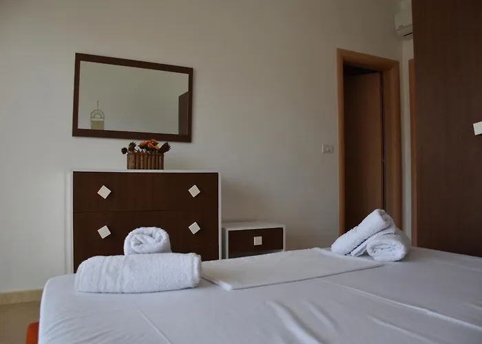 公寓 Leta's Apartments, Vacation *