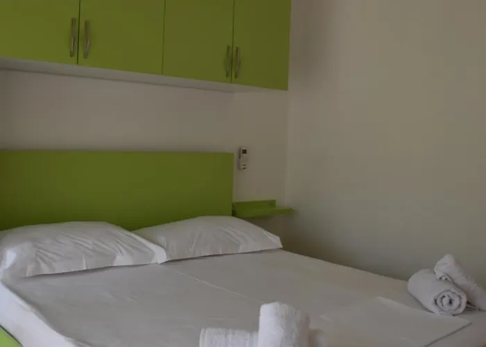 Leta's Apartments, Vacation Durrës