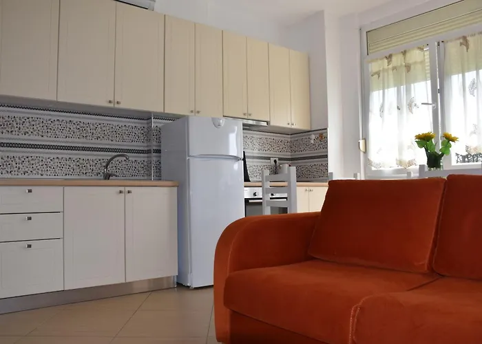 公寓 Leta's Apartments, Vacation